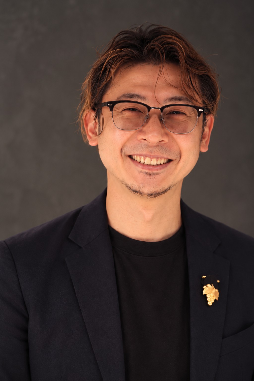 山崎翔の正面ポートレート
